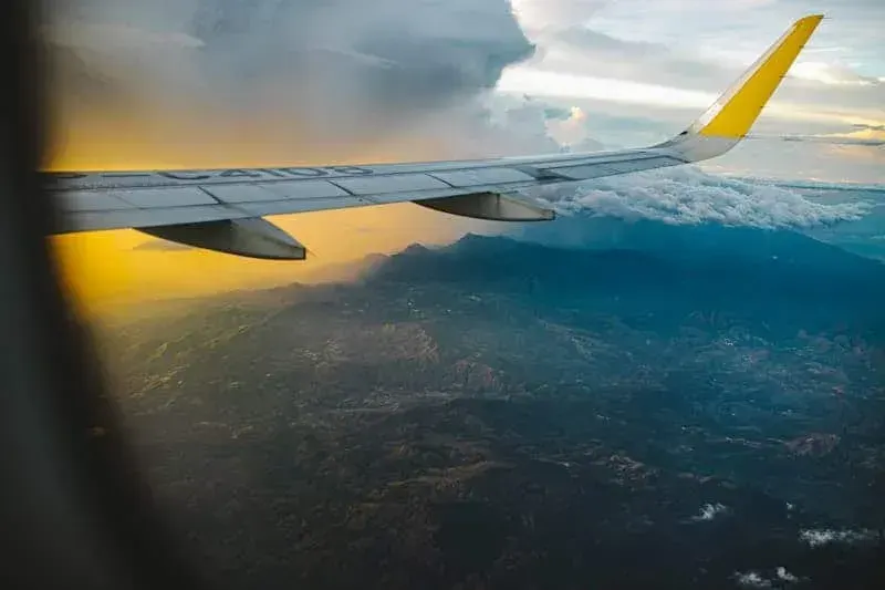 The Difference Between Airline Vouchers and Refunds